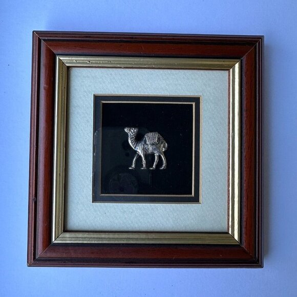 Vintage Sterling Silver Camel Framed Under Glass‎ Souvenir United Arab Emirates - Picture 3 of 6